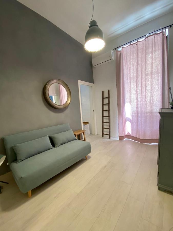 Aletheia Apartment Brindisi Bagian luar foto