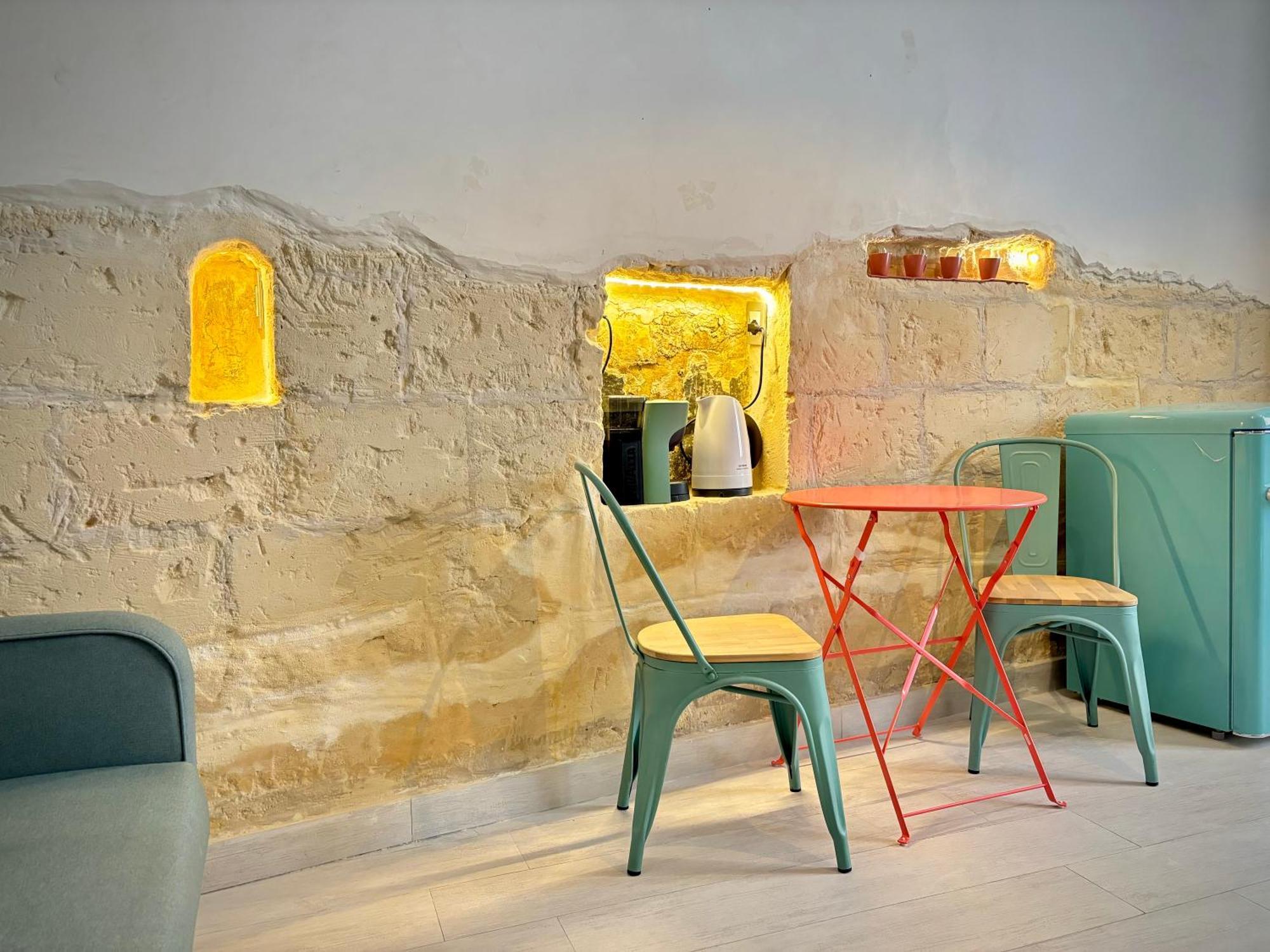 Aletheia Apartment Brindisi Bagian luar foto